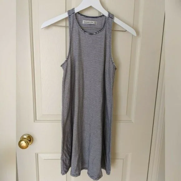 Abercrombie & Fitch Striped Blue Black White Dress - Picture 8 of 8